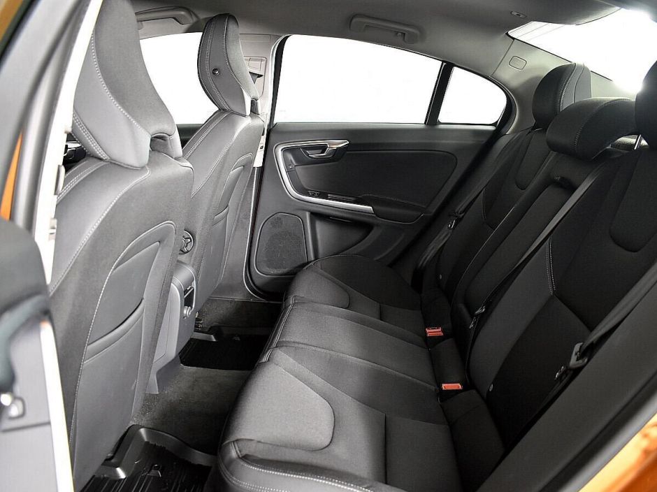 Volvo S60, 2.0 л, АТ, 2014 фото 1