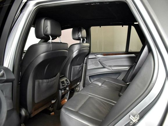 BMW X5, 4.4 л, АТ, 2010 фото 1