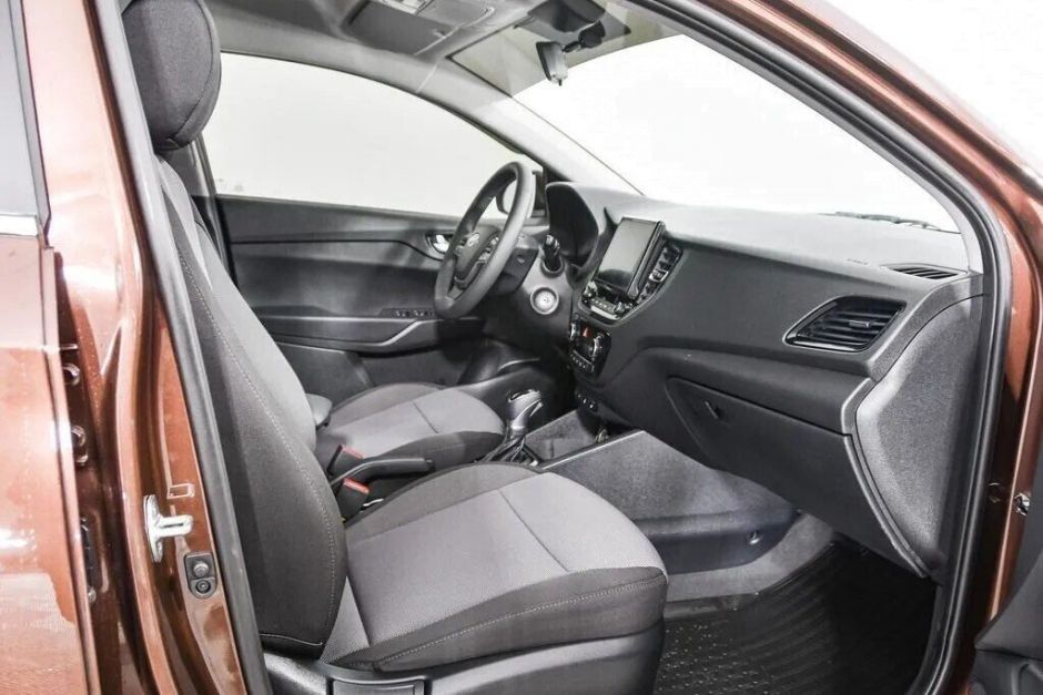 Hyundai Solaris, 1.6 л, АТ, 2021 фото 7