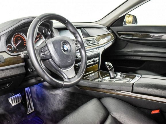 BMW 7 серии, 3.0 л, АТ, 2011 фото 2