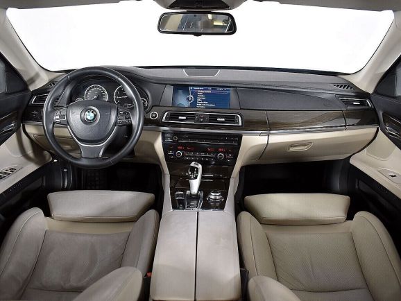 BMW 7 серии, 3.0 л, АТ, 2011 фото 8