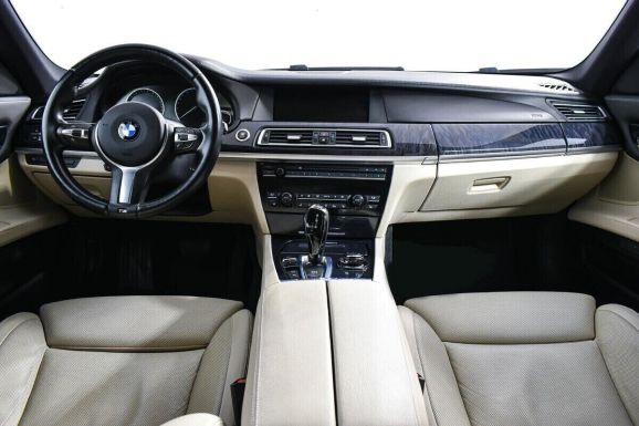 BMW 7 серии, 4.4 л, АТ, 2010 фото 9