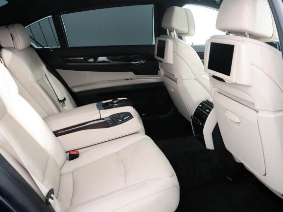 BMW 7 серии, 4.4 л, АТ, 2011 фото 1