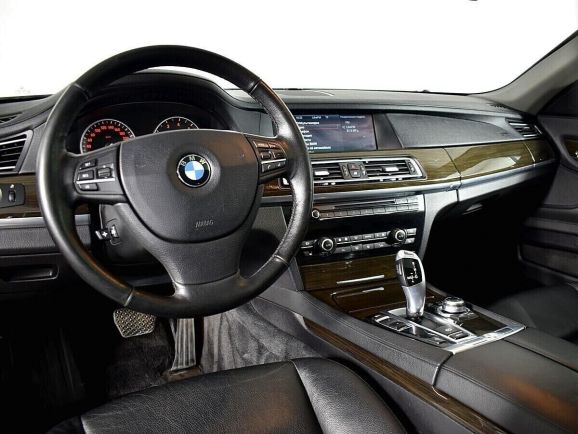 BMW 7 серии, 4.4 л, АТ, 2011 фото 2