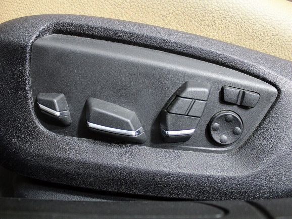 BMW 7 серии, 3.0 л, АТ, 2013 фото 8