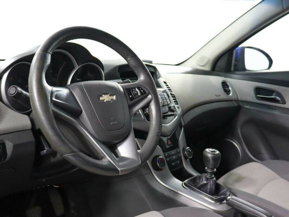 Chevrolet Cruze, 1.6 л, МТ, 2010 фото 8