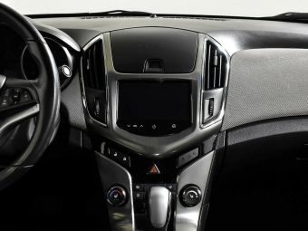 Chevrolet Cruze, 1.8 л, АКПП, 2011 фото 9
