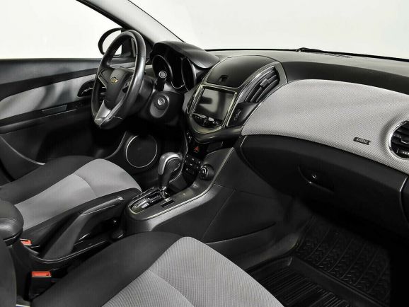 Chevrolet Cruze, 1.8 л, АТ, 2011 фото 2