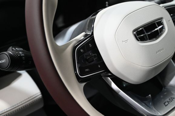 Geely Monjaro, 2.0 л, АТ, 2023 фото 10