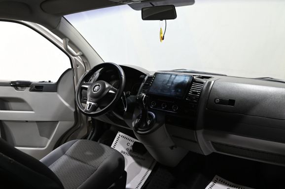 Volkswagen Caravelle, 2.0 л, Робот, 2012 фото 8