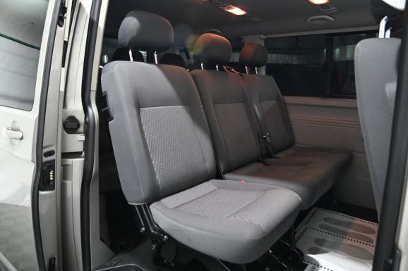 Volkswagen Caravelle, 2.0 л, Робот, 2012 фото 13