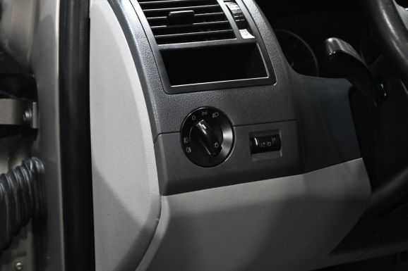 Volkswagen Caravelle, 2.0 л, Робот, 2012 фото 2