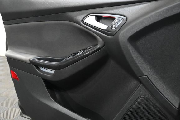 Ford Focus, 1.5 л, АТ, 2016 фото 2