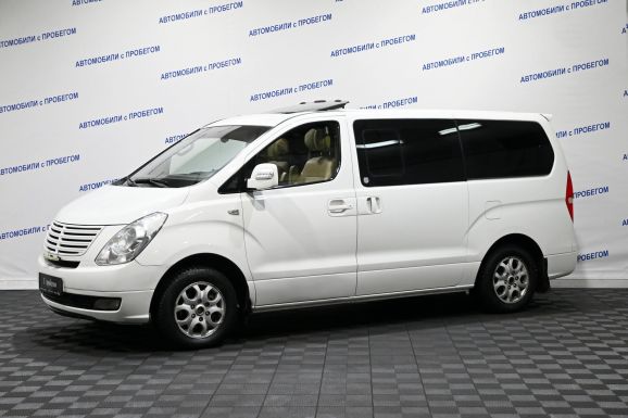 Hyundai Grand Starex, 2.5 л, АТ, 2011 фото 3