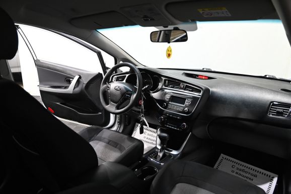 Kia Ceed, 1.6 л, АТ, 2017 фото 8