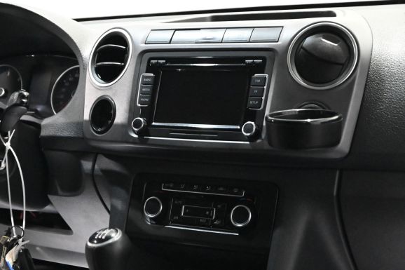 Volkswagen Amarok, 2.0 л, МТ, 2013 фото 12