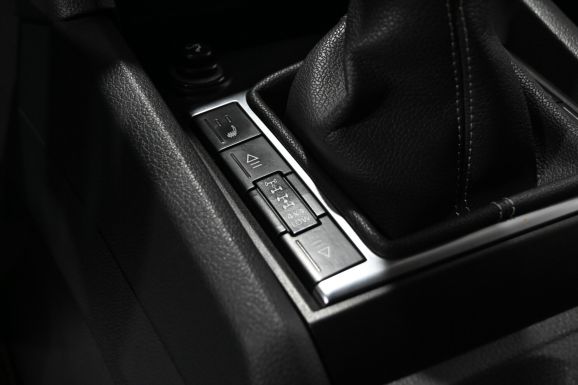 Volkswagen Amarok, 2.0 л, МТ, 2013 фото 2