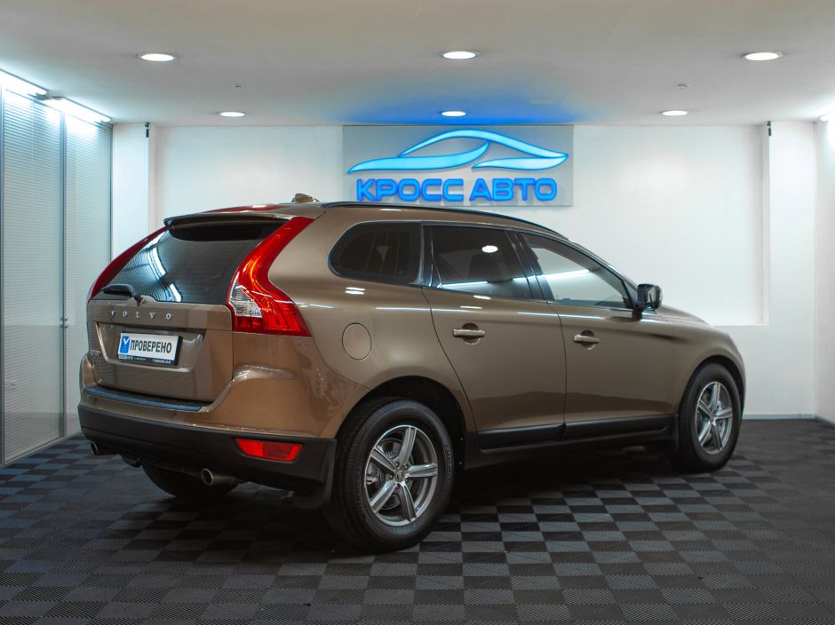 Volvo XC60, 2.4 л, АТ, 2011 фото 4