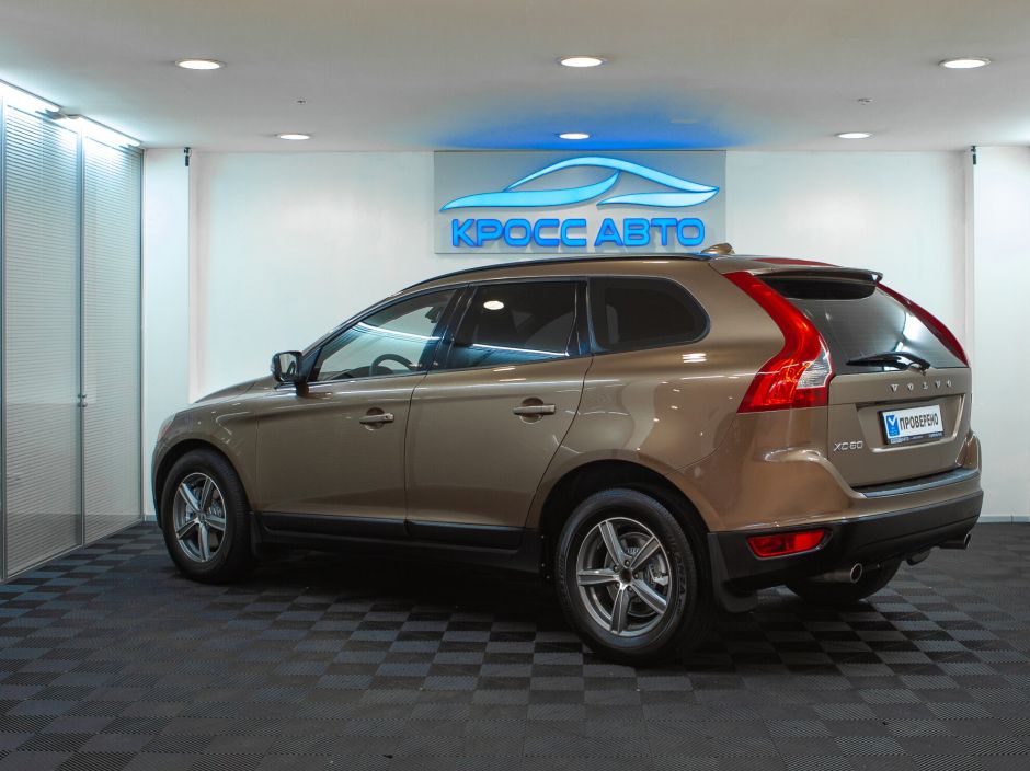 Volvo XC60, 2.4 л, АТ, 2011 фото 6