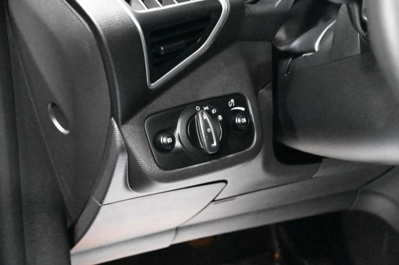 Ford Kuga, 1.6 л, АТ, 2015 фото 1