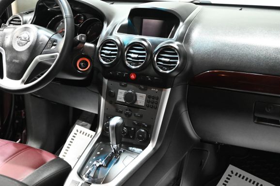 Opel Antara, 2.2 л, АТ, 2014 фото 2