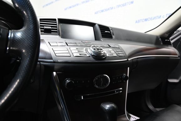 Infiniti M, 3.5 л, АТ, 2010 фото 1
