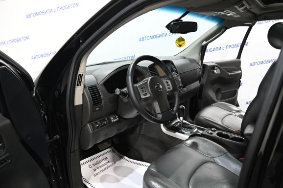 Nissan Pathfinder, 3.0 л, АТ, 2013 фото 10