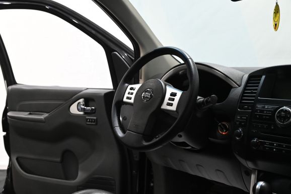 Nissan Pathfinder, 3.0 л, АТ, 2013 фото 13