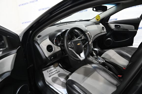 Chevrolet Cruze, 1.8 л, АТ, 2012 фото 7
