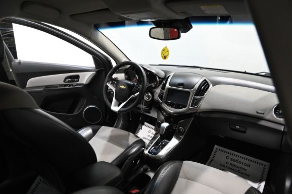 Chevrolet Cruze, 1.8 л, АТ, 2012 фото 9