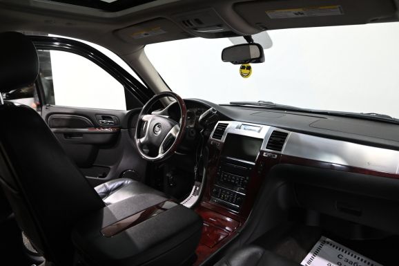 Cadillac Escalade, 6.2 л, АТ, 2010 фото 12