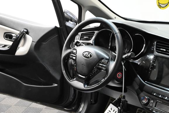 Kia Ceed, 1.6 л, АТ, 2013 фото 9