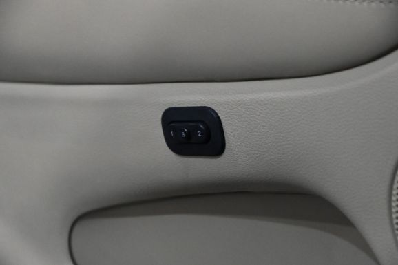 Jeep Grand Cherokee, 3.0 л, АТ, 2011 фото 2