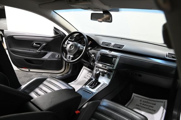 Volkswagen Passat CC, 1.8 л, Робот, 2012 фото 8
