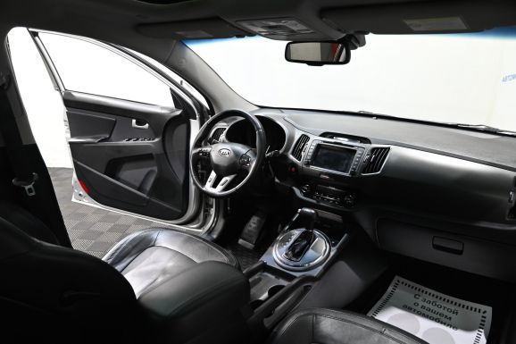 Kia Sportage, 2.0 л, АТ, 2012 фото 9