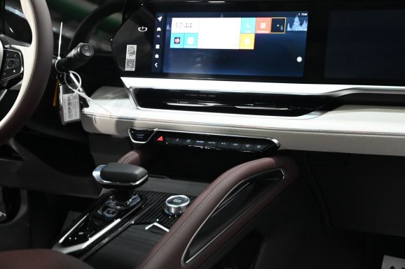 Geely Monjaro, 2.0 л, АТ, 2023 фото 14