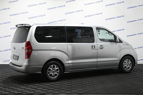 Hyundai Grand Starex, 2.5 л, АТ, 2009 фото 4