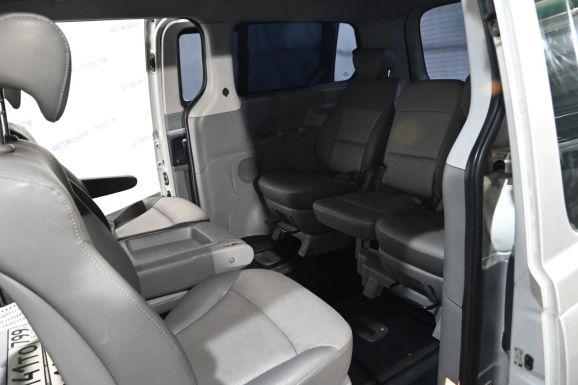 Hyundai Grand Starex, 2.5 л, АТ, 2009 фото 8