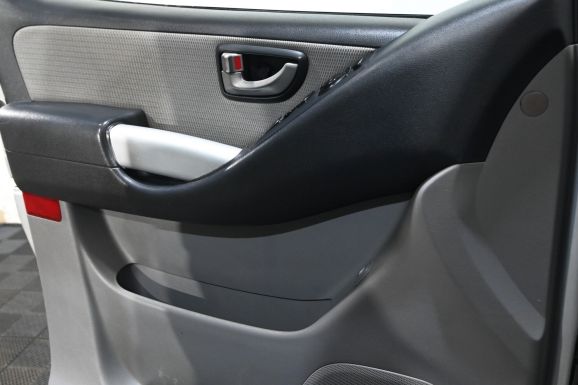 Hyundai Grand Starex, 2.5 л, АТ, 2009 фото 1