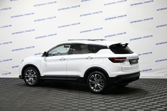 Geely Coolray, 1.5 л, Робот, 2021 фото 6