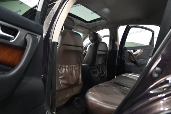 Infiniti FX, 3.7 л, АТ, 2012 фото 8