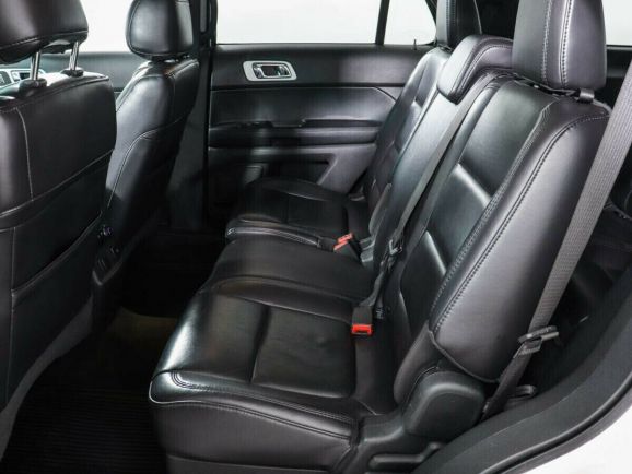 Ford Explorer, 3.5 л, АТ, 2014 фото 2