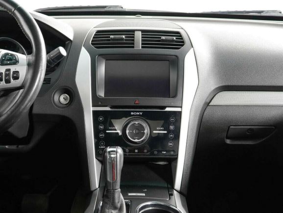 Ford Explorer, 3.5 л, АТ, 2012 фото 10