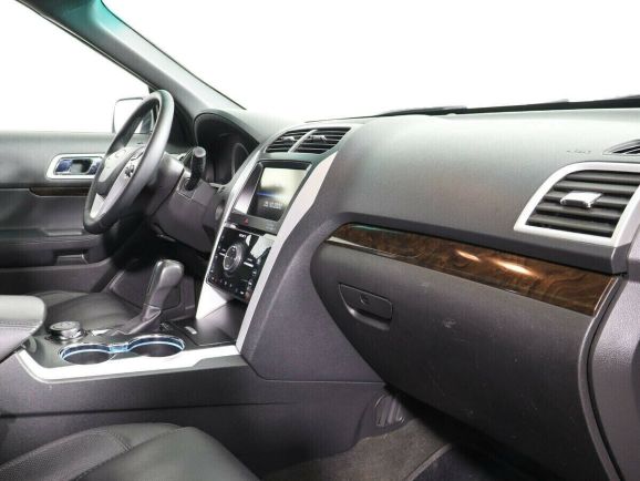 Ford Explorer, 2.0 л, АТ, 2013 фото 10