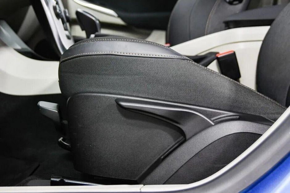 Volvo V40, 1.6 л, Робот, 2014 фото 7