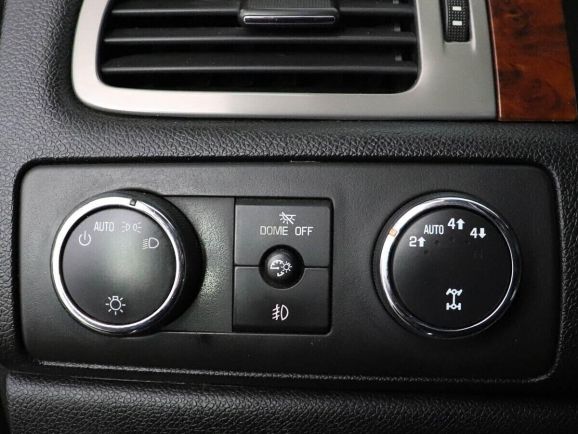 Chevrolet Tahoe, 5.3 л, АТ, 2010 фото 12