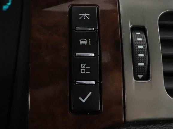 Chevrolet Tahoe, 5.3 л, АТ, 2010 фото 13