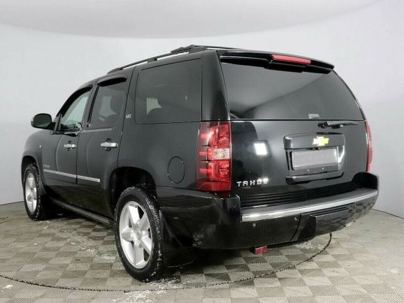 Chevrolet Tahoe, 5.3 л, АТ, 2011 фото 4