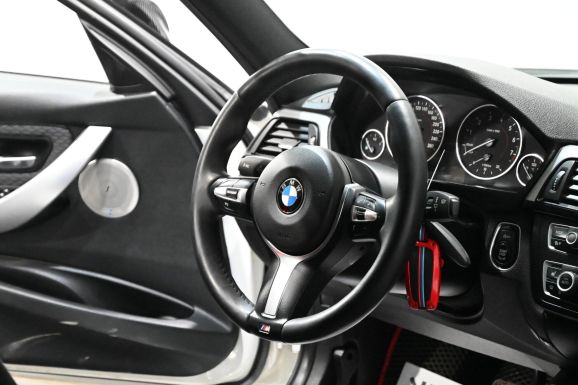 BMW 3 серии, 2.0 л, АТ, 2014 фото 9