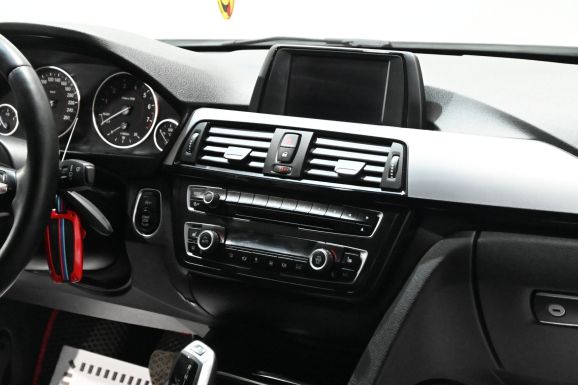 BMW 3 серии, 2.0 л, АТ, 2014 фото 10